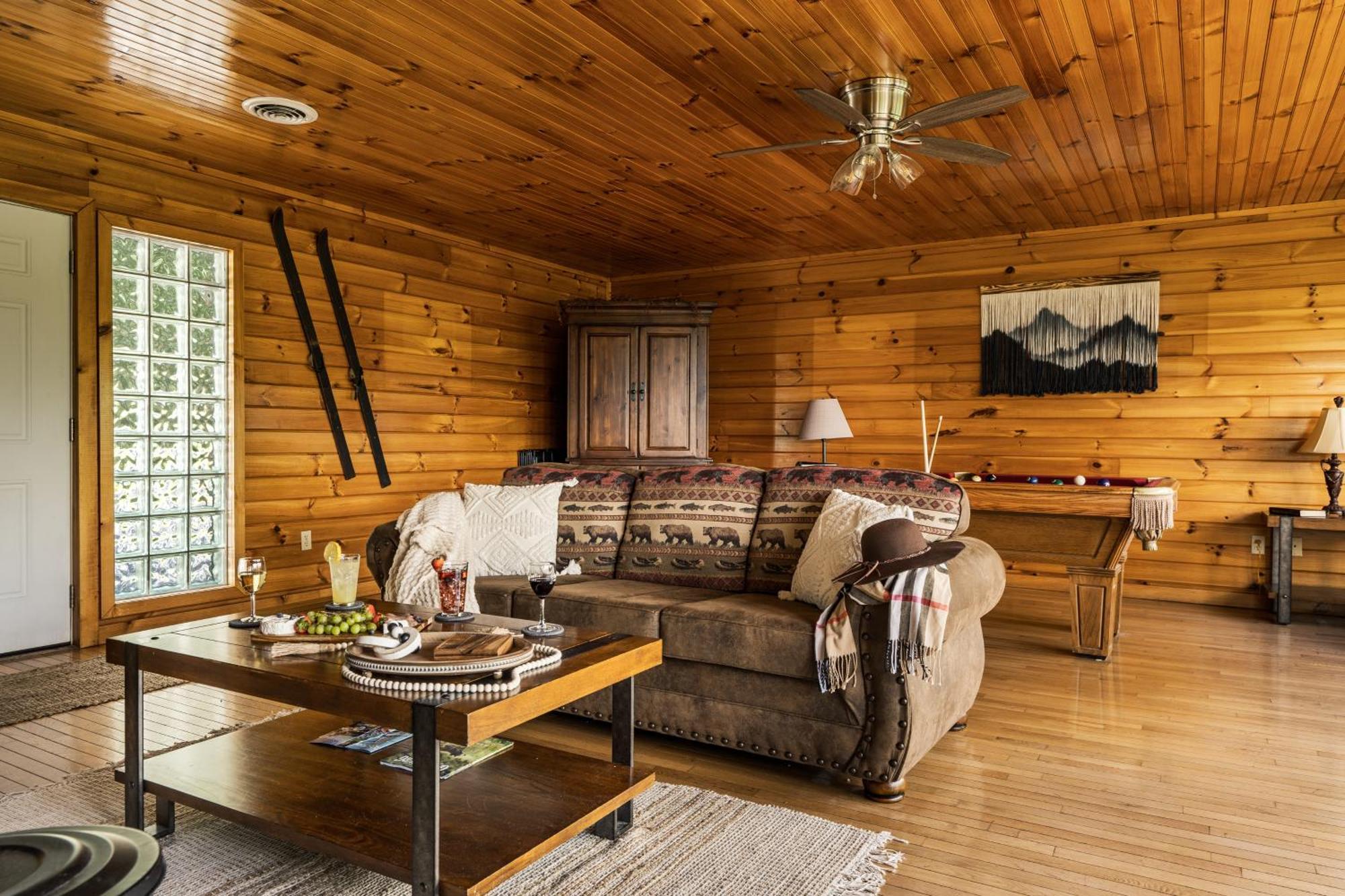 Villa Elevista - Quaint&Private-Views-Hottub-Pooltable-Bears-3 Clubhouse Pools à Gatlinburg Extérieur photo